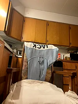 Frenchpoo online show from 09-19-25, 06:37