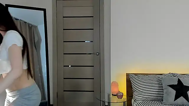 Stella Sunny online show from 03-24-26, 04:56