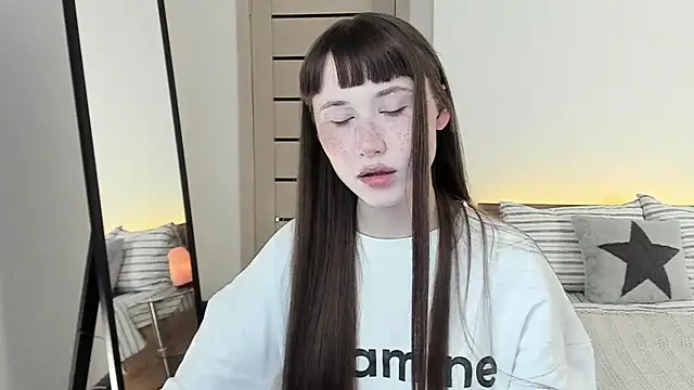 Stella Sunny online show from 04-08-26, 08:14