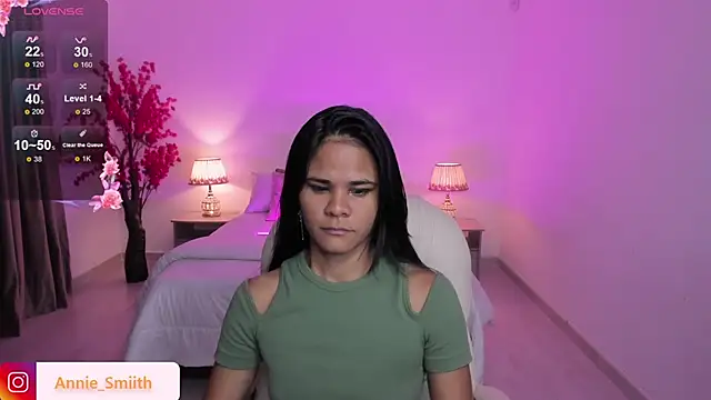 anniie smith online show from 10-23-25, 10:58