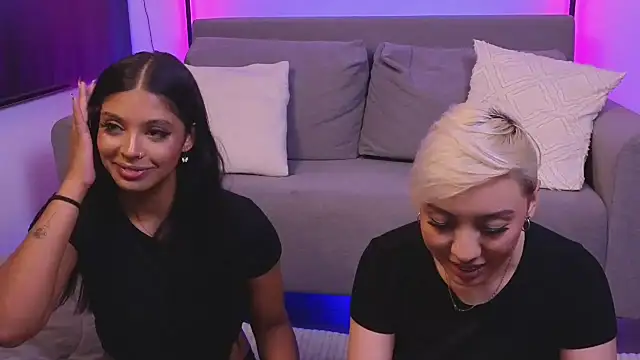 Snapshot of jane_hart_ chatting on 12-23-24, 02:45 jane hart online show from 12-23-24, 02:45