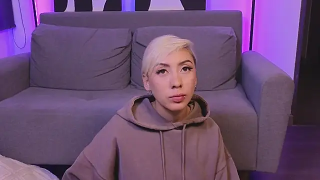 Snapshot of jane_hart_ chatting on 01-11-25, 06:03 jane hart online show from 01-11-25, 06:03