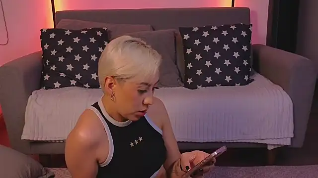 Snapshot of jane_hart_ chatting on 03-15-25, 04:46 jane hart online show from 03-15-25, 04:46