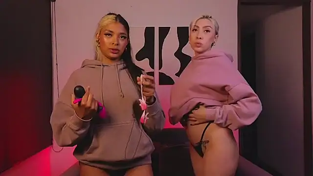 Snapshot of jane_hart_ chatting on 03-18-25, 05:20 jane hart online show from 03-18-25, 05:20