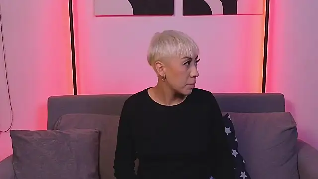 Snapshot of jane_hart_ chatting on 03-23-25, 01:09 jane hart online show from 03-23-25, 01:09