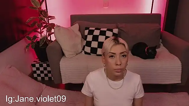 Snapshot of jane_hart_ chatting on 11-06-25, 12:33 jane hart online show from 11-06-25, 12:33