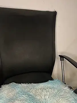 Snapshot of Liyana_Babe chatting on 03-17-25, 06:29 Liyana Babe online show from 03-17-25, 06:29