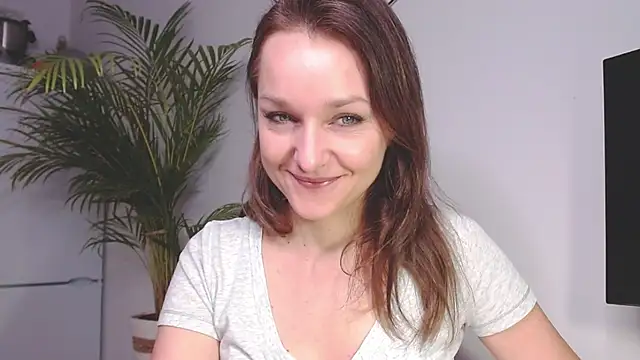 AliciaDesire online show from 01-09-25, 07:52