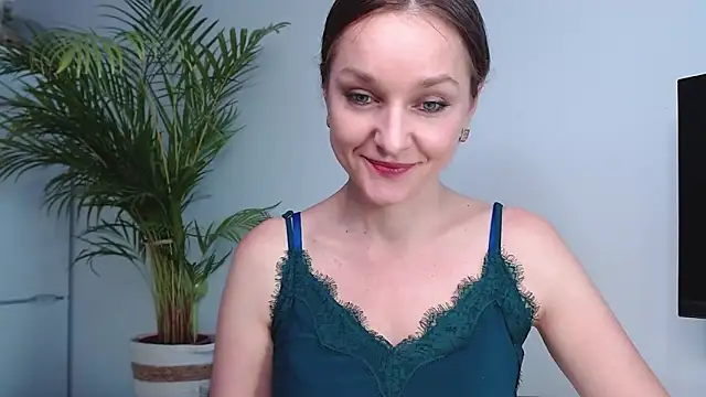 AliciaDesire online show from 01-16-25, 11:04