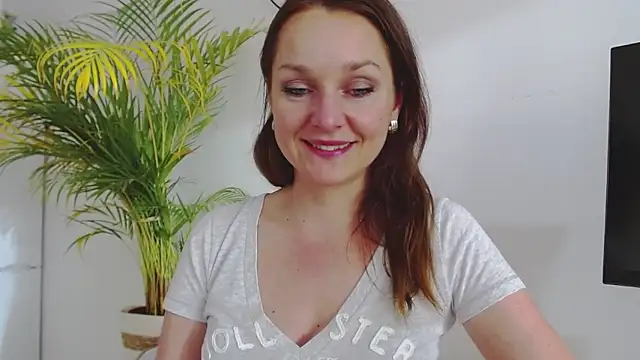 AliciaDesire online show from 03-18-25, 03:42