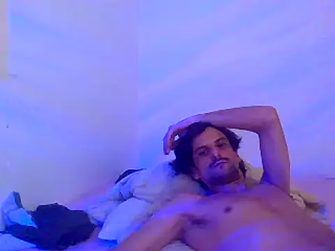 Snapshot of couplemilk chatting on 12-07-24, 10:01 couplemilk online show from 12-07-24, 10:01