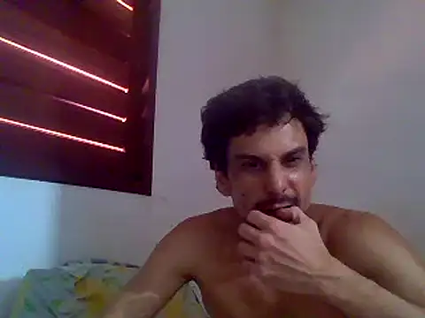 Snapshot of couplemilk chatting on 12-12-24, 03:05 couplemilk online show from 12-12-24, 03:05