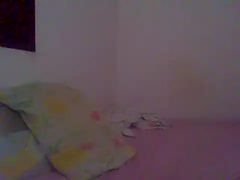 Snapshot of couplemilk chatting on 12-22-24, 07:33 couplemilk online show from 12-22-24, 07:33