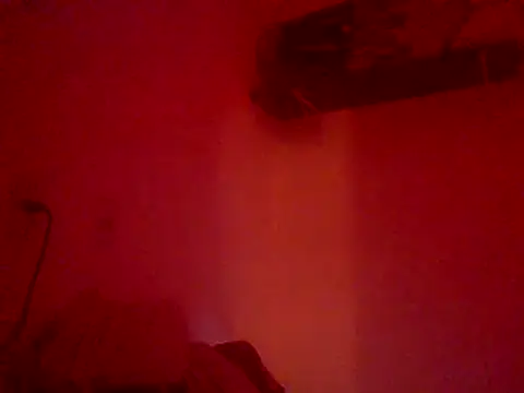 Snapshot of couplemilk chatting on 01-15-25, 06:33 couplemilk online show from 01-15-25, 06:33