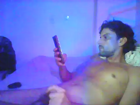 Snapshot of couplemilk chatting on 02-03-25, 01:52 couplemilk online show from 02-03-25, 01:52