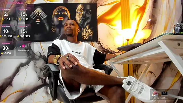 Snapshot of Thomas_shelbys chatting on 11-25-25, 03:17 Thomas shelbys online show from 11-25-25, 03:17