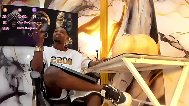 Snapshot of Thomas_shelbys chatting on 01-17-26, 03:44 Thomas shelbys online show from 01-17-26, 03:44