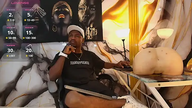 Snapshot of Thomas_shelbys chatting on 03-18-26, 03:31 Thomas shelbys online show from 03-18-26, 03:31