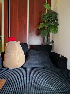 Adriennesexxx online show from 04-17-26, 11:08