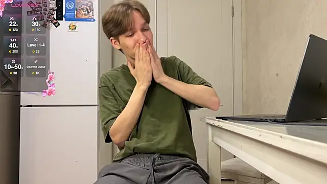 gay boyss online show from 03-04-25, 05:56