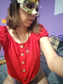 Lunababymylove online show from 10-23-25, 04:34