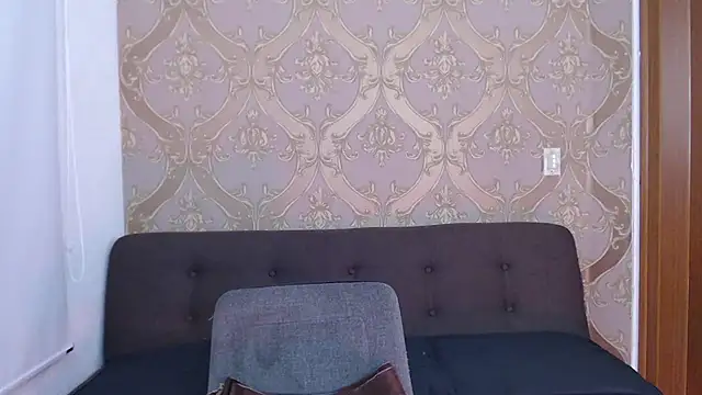 Snapshot of ling_ling24 chatting on 01-10-25, 03:29 ling ling24 online show from 01-10-25, 03:29