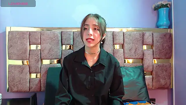 Snapshot of ling_ling24 chatting on 03-05-25, 09:49 ling ling24 online show from 03-05-25, 09:49