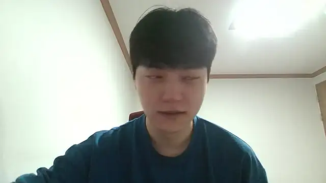 Snapshot of dhwisydy chatting on 04-12-26, 02:49 dhwisydy online show from 04-12-26, 02:49