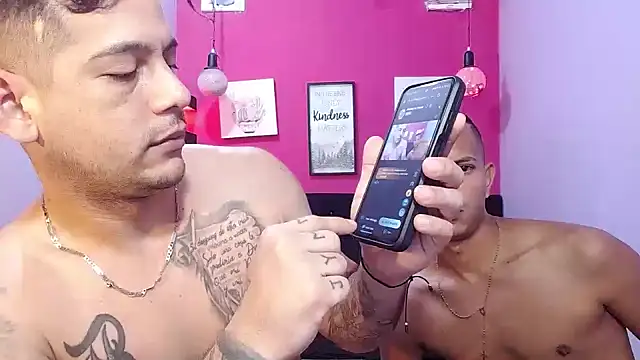 hugecocks hot online show from 05-20-26, 08:04