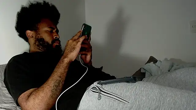 KaelMoreau online show from 03-18-25, 10:26