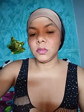 Snapshot of DIORA_Latina chatting on 06-25-26, 03:17 DIORA Latina online show from 06-25-26, 03:17