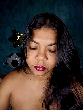Snapshot of DIORA_Latina chatting on 07-20-26, 04:05 DIORA Latina online show from 07-20-26, 04:05