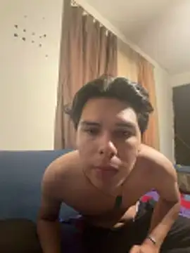 Snapshot of erickcastro777 chatting on 05-31-26, 10:55 erickcastro777 online show from 05-31-26, 10:55