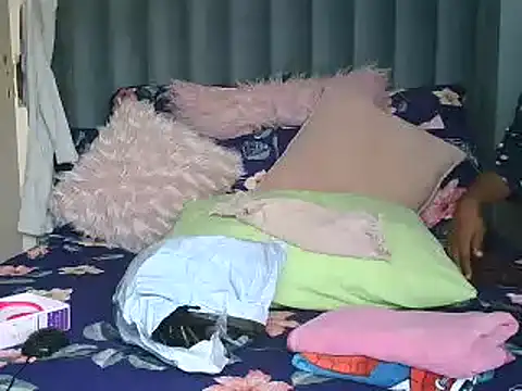 Snapshot of Amberbela chatting on 01-09-25, 09:06 Amberbela online show from 01-09-25, 09:06