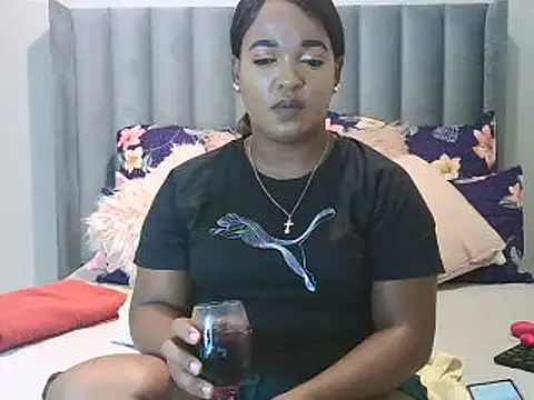 Snapshot of Amberbela chatting on 01-25-25, 05:51 Amberbela online show from 01-25-25, 05:51