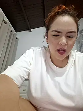 doctora-danna online show from 12-15-25, 09:24