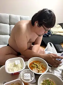 yuuki198912 online show from 10-28-25, 02:09