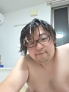 Snapshot of yuuki198912 chatting on 08-05-26, 01:47 yuuki198912 online show from 08-05-26, 01:47