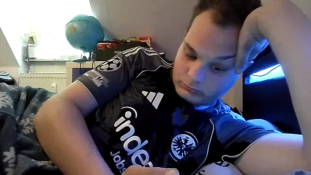 Nicolasjlhkjzl online show from 05-03-26, 08:31