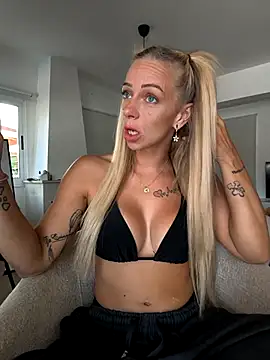 Lexa xoxo online show from 05-10-26, 07:13