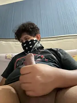 Snapshot of Jimbox6661 chatting on 02-26-26, 07:29 Jimbox6661 online show from 02-26-26, 07:29