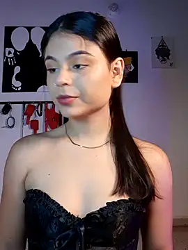 Snapshot of Cleo_hills chatting on 05-10-26, 02:44 Cleo hills online show from 05-10-26, 02:44
