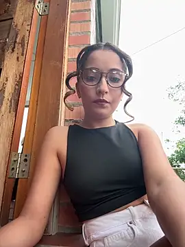 Penelope-Hot online show from 04-17-26, 09:07