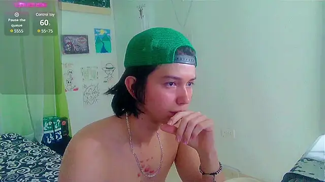 Snapshot of Andy_gray chatting on 02-21-25, 03:32 Andy gray online show from 02-21-25, 03:32