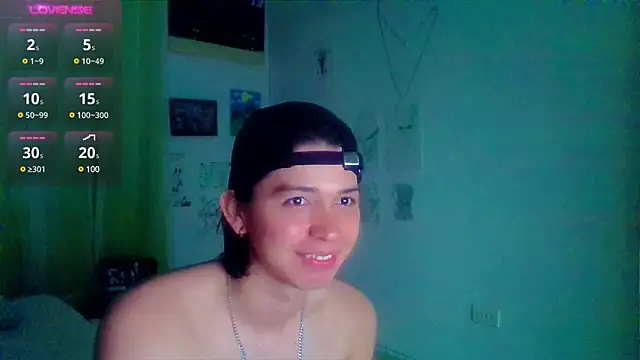 Snapshot of Andy_gray chatting on 02-28-25, 10:52 Andy gray online show from 02-28-25, 10:52