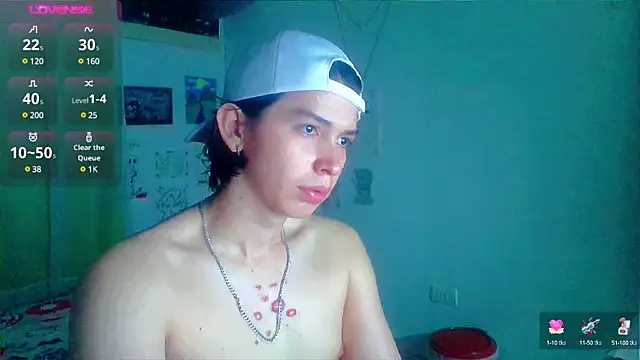Snapshot of Andy_gray chatting on 03-18-25, 11:19 Andy gray online show from 03-18-25, 11:19
