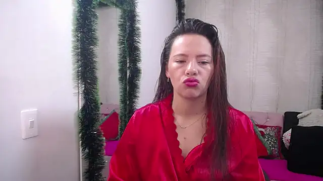 lauraguzman online show from 01-02-25, 12:02