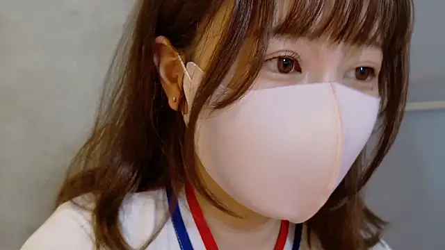 tsukuyomityan1 online show from 09-18-25, 06:48