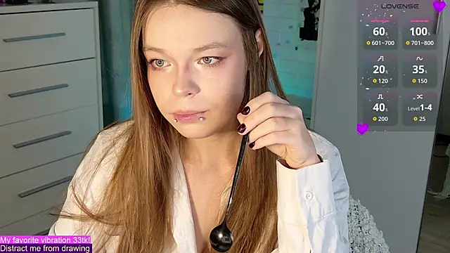 ValBae online show from 09-28-25, 08:03