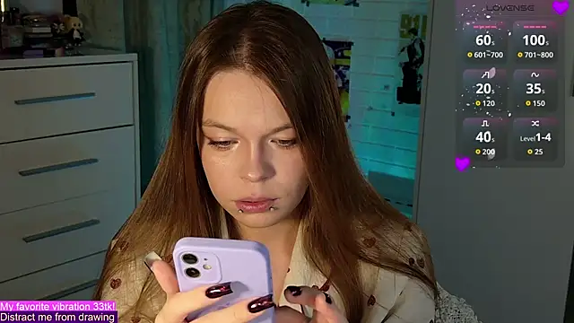 ValBae online show from 09-29-25, 08:02